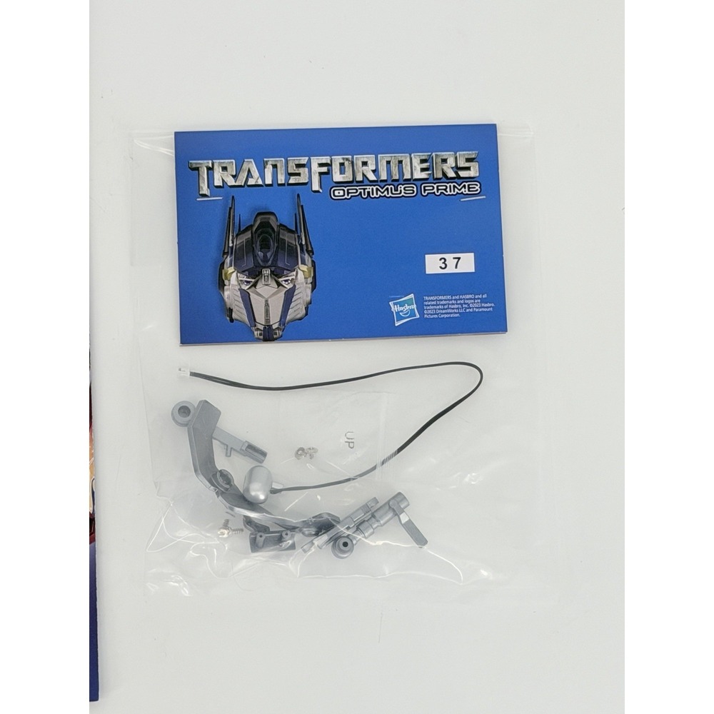 Transformers Optimus Prime Build Up Model Issue #37 DeAgostini Parts Sealed - Picture 2 of 5